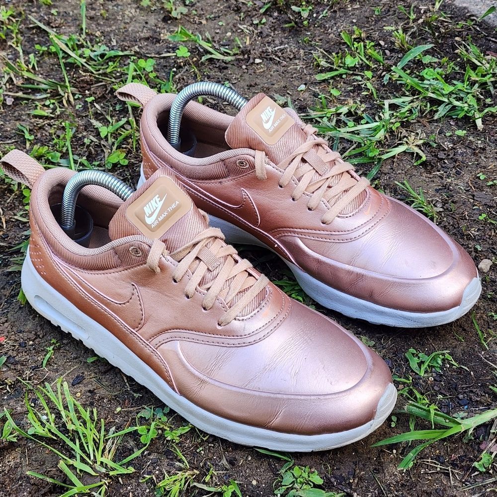 NIKE AIR MAX THEA - Womens Athletic Shoes - SIZE 10